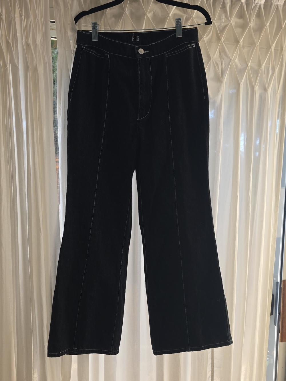 BDG Black Wide-Leg Jeans with Contrast Stitching